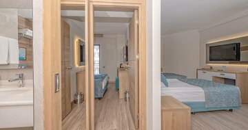 Hotel Meryan - izba - letecký zájazd CK Turancar - Turecko, Okurcalar