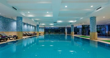 Hotel Meryan - vnútorný bazén - letecký zájazd CK Turancar - Turecko, Okurcalar