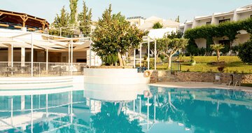 Hotel  Cyprotel Faliraki - bazén - letecký zájazd CK Turancar (Rodos, Faliraki)