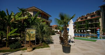 Laguna Beach - bazén - letecká a autobusový zájazd CK Turancar - Bulharsko, Sozopol