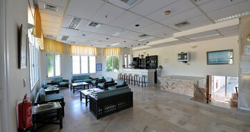 Anna Apartmány - bar - letecký zájazd CK Turancar - Kréta, Kokkini Hani
