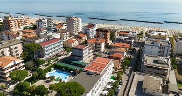Hotel Vannini - Rimini - Taliansko, zájazdy autobusovou a individuálnou dopravou CK TURANCAR