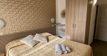 Hotel LEONE - Rimini - Taliansko - zájazdy individuálnou a autlobusovou dopravou CK TURANCAR