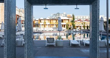 Burgas Beach - bazénová časť - letecký a autobusový zájazd CK Turancar - Bulharsko, Slnečné pobrežie