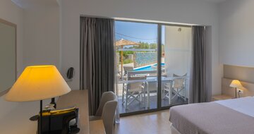 Hotel Akti Palace -  izba so zdieľaným bazénom - zájazd CK Turancar - Kardamena, Kos