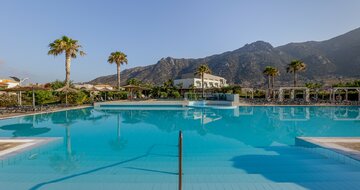 Hotel Akti Palace -  exteriér a bazén - zájazd CK Turancar - Kardamena, Kos