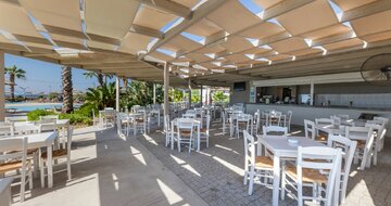 Hotel Akti Palace -  pool bar - zájazd CK Turancar - Kardamena, Kos
