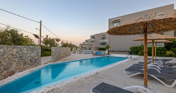 Hotel Akti Palace -  exteriér a bazén - zájazd CK Turancar - Kardamena, Kos
