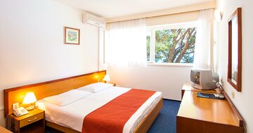Hotel Holiday Village Sagitta - zájazd CK Turancar - Chorvátsko - Omiš