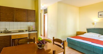 Hotel Holiday Village Sagitta Bungalows - zájazd CK Turancar - Chorvátsko - Omiš