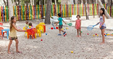Hotel Zora - zájazd CK Turancar - Chorvátsko - Primošten