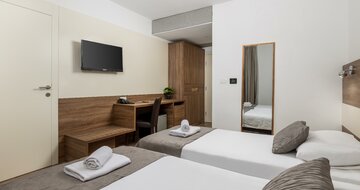 Imperial Hotel Park - zájazd CK Turancar - Chorvátsko - Vodice 