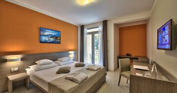 Resort Crvena Luka Hotel - zájazd CK Turancar - Chorvátsko - Biograd na Moru 