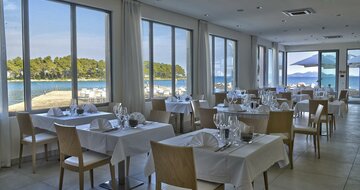 Resort Crvena Luka Hotel - zájazd CK Turancar - Chorvátsko - Biograd na Moru 