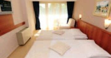 Hotel Pinija - zájazd CK Turancar - Chorvátsko - Petrčane