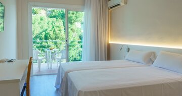 Checkin Catalonia - hotel - letecký zájazd CK Turancar - Španielsko, Calella