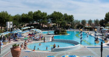 Hotel Aparthotel Holiday - zájazd CK Turancar - Taliansko - Bibione 