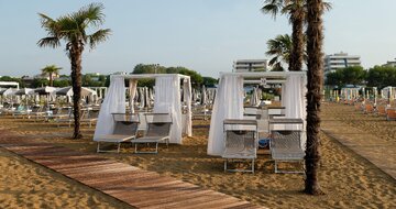 Hotel Aparthotel Holiday - zájazd CK Turancar - Taliansko - Bibione 