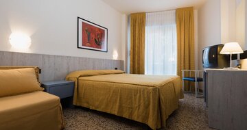 Hotel & Aparthotel Olimpia - zájazd CK Turancar - Taliansko - Bibione 