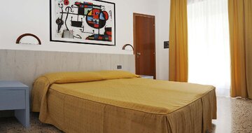 Hotel & Aparthotel Olimpia - zájazd CK Turancar - Taliansko - Bibione 