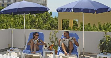 Hotel & Aparthotel Olimpia - zájazd CK Turancar - Taliansko - Bibione 