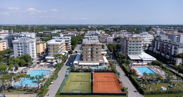 Hotel Excelsior - zájazd CK Turancar - Taliansko - Bibione