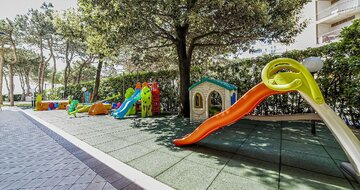 Hotel American - zájazd CK Turancar - Taliansko - Lignano