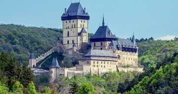 CK Turancar, autobusový poznávací zájazd, Praha - zámky a hrady v Čechách, zámok Karlštejn