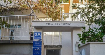 Apartmány Jakeševič - apartmánový dom - autobusový zájazd CK Turancar - Chorvátsko, Baška Voda