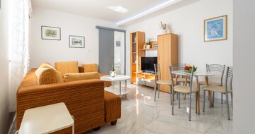 Apartmány Jakeševič - apartmán - autobusový zájazd CK Turancar - Chorvátsko, Baška Voda