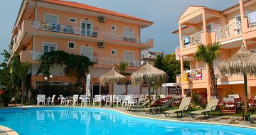 Hotel Potos - exteriér - autobusový zájazd CK Turancar - Grécko, Thasos, Limenariaria