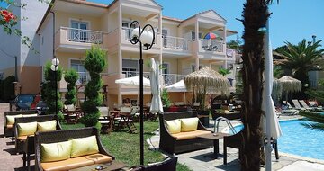 Hotel Potos - exteriér - autobusový zájazd CK Turancar - Grécko, Thasos, Limenariaria