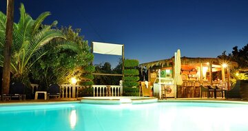 Hotel Potos - bazén - autobusový zájazd CK Turancar - Grécko, Thasos, Limenariaria