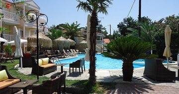 Hotel Potos - exteriér - autobusový zájazd CK Turancar - Grécko, Thasos, Limenariaria