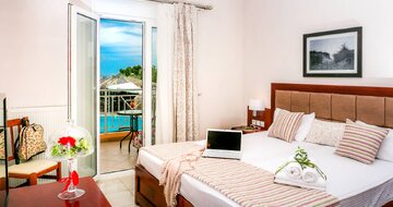 Hotel Potos -izba - autobusový zájazd CK Turancar - Grécko, Thasos, Limenariaria