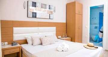 Hotel Potos -izba - autobusový zájazd CK Turancar - Grécko, Thasos, Limenariaria