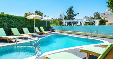 Hotel La Feyra - exteriér - autobusový zájazd CK TURANCAR