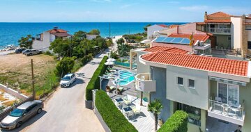 Hotel La Feyra - exteriér - autobusový zájazd CK TURANCAR