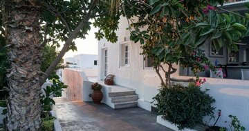 Hotel Alexandra -exteriér - Santorini - Kamari - letecký zájazd CK TURANCAR