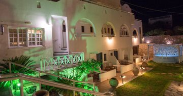 Hotel Iliada Odysseas- Santorini - exteriér - letecký zájazd CK TURANCAR