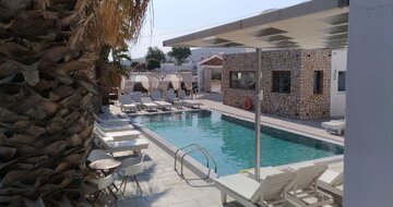 Hotel Iliada Odysseas Santorini - exteriér - bazén -  letecký zájazd CK TURANCAR