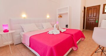 Hotel Iliada Odysseas - Santorini - izba -  letecký zájazd CK TURANCAR
