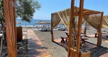 Hotel Iliada Odysseas - Santorini - pláž Perivolos -  letecký zájazd CK TURANCAR
