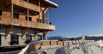 Bergrestaurant Glockneralm - zájzad CK Turancar - Rakúsko zima - Zell am See