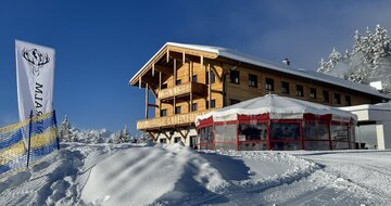 Bergrestaurant Glockneralm - zájzad CK Turancar - Rakúsko zima - Zell am See