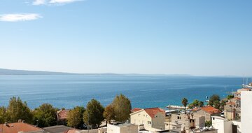 Ante - výhľad z apartmánu -  autobusový zájazd CK Turancar - Chorvátsko - Dugi Rat