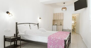 Villa Limnes - Perissa - štúdio  - letecký zájazd CK TURANCAR