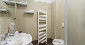 Hotel Calypso Rimini Marina Centro, pobyty individuálnou a autobusovou dopravou CK TURANCAR