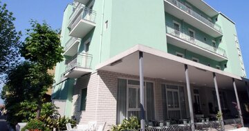 Hotel ALEVON Rimini Miramare - dovolenka autobusovou alebo individuálnou dopravou CK TURANCAR