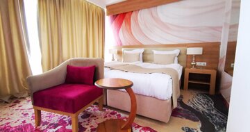 Europe Casino Hotel - izba - letecký a autobusový zájazd CK Turancar - Bulharsko, Slnečné Pobrežie